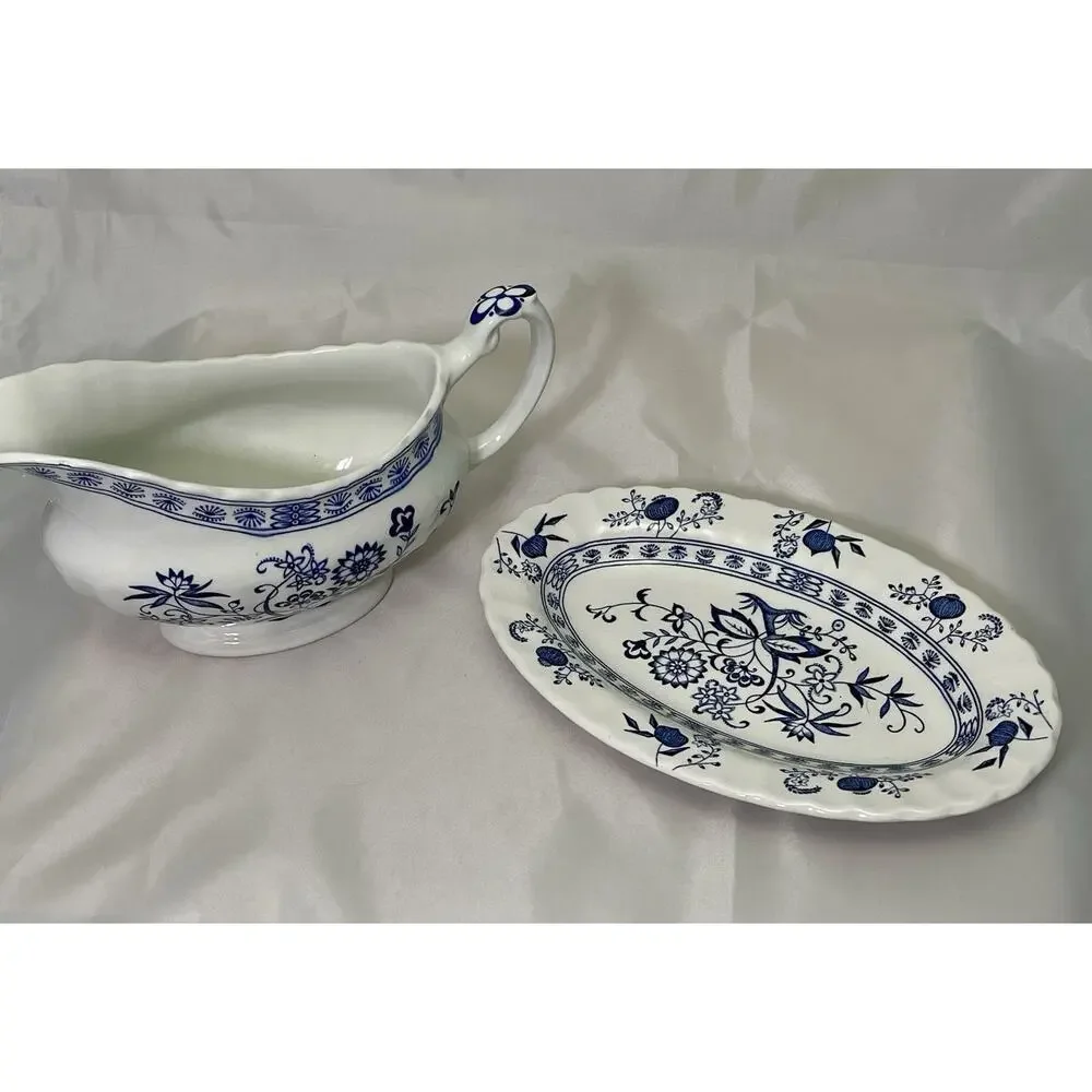 Vtg J & G Meakin England Gravy Boat 8